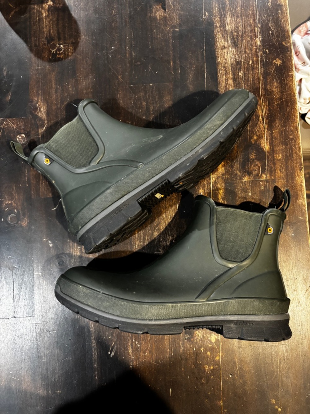 Bogs Women's Olive Green Chelsea Rain Boots